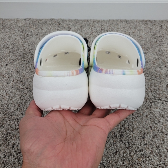 Crocs Classic Platform Tie Dye - Picture 5 of 9
